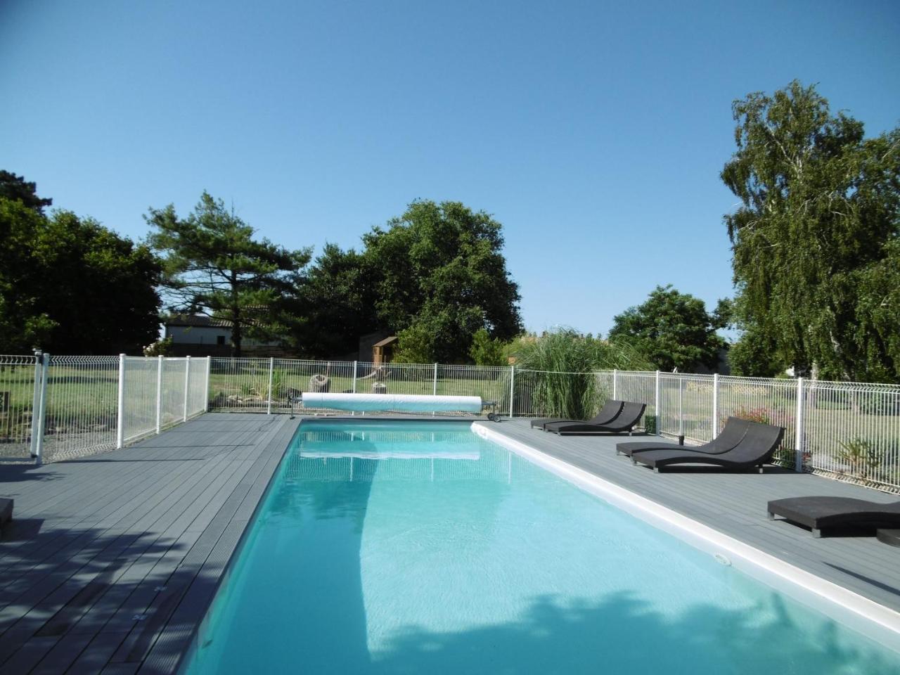 Le Logis De La Venerie Hotell Olonne-sur-Mer Exteriör bild